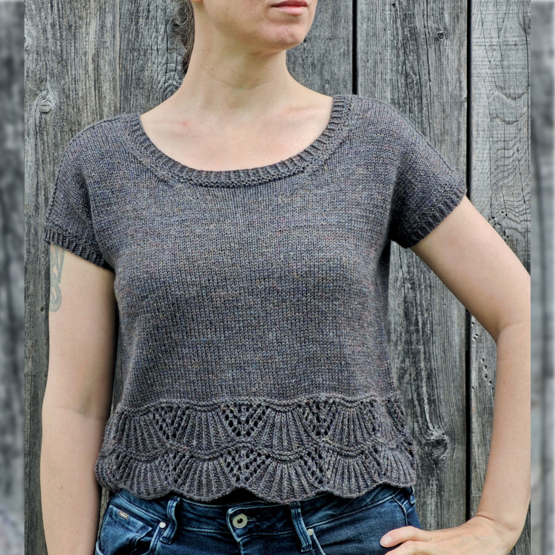 Moonshell Tee by Sidispinnt