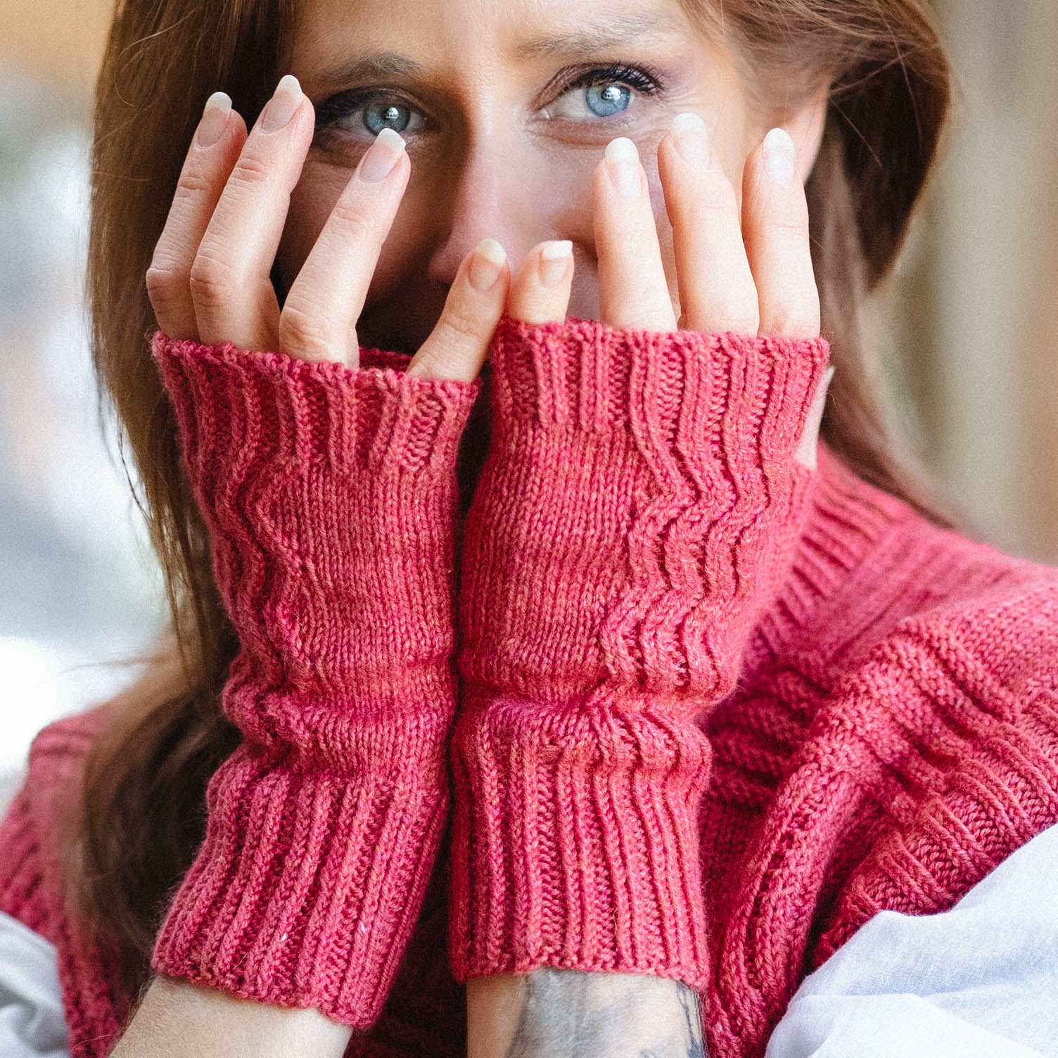 Rhythmic Pulse Gloves by Knit of the Dragon